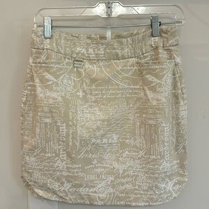 LULU B Skort size 6 cream